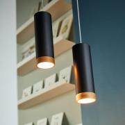 Domus LED-pendellampa PHEB, svart/ek