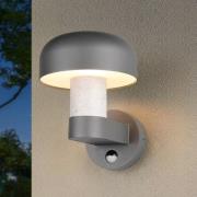 Trio Lighting Utomhusvägglampa Fraser Sensor grå/betonlook, aluminium ...