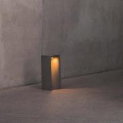 FARO BARCELONA LED-sockellampa Grot, 2700K, grå, betong, IP55, höjd 40...