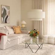 Globen Lighting hänglampa Noah Bouclé, Ø 70 cm, vit