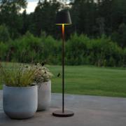 Konstsmide LED-batteridriven golvlampa Pomezia, svart, 124 cm, IP54, U...