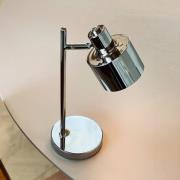 Dyberg Larsen LED-bordslampa Ocean Mini, krom