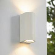 Lindby utomhusvägglampa Aluvo, vit, 16 cm, IP65, räfflad