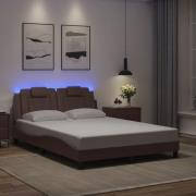 vidaXL Sängram med LED-belysning brun 120x200 cm konstläder