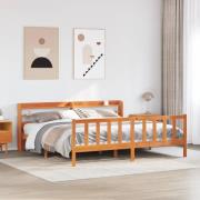 vidaXL Sängram med huvudgavel vaxbrun 200x200 cm massiv furu