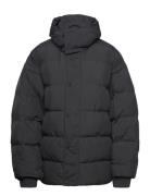 Hope Boxy Puffer Jacket Svart