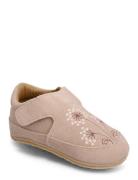 Wheat Pixi Indoor Shoe Rosa