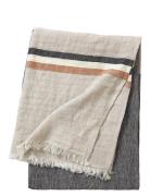 Stripeli Throw Home Textiles Cushions & Blankets Blankets & Throws Bei...