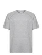 Adidas Originals Ess+ Tee Rvs Grå