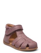 Pom Pom Starters™ Velcro Sandal Lila