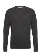 Lindbergh O-Neck Cable Knit Grå