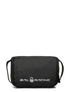 Sail Racing Spray Wash Bag Svart