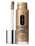 Clinique Beyond Perfecting Foundation + Concealer