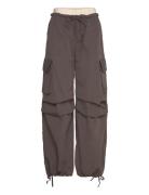 Monki Loose Nylon Cargo Trousers Brun