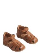 Wheat Sandal Robbie Brun