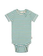 Petit Piao Body S/S Modal Striped Grön