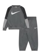 Nike Re-Tricot Set Grå