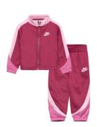 Nike Re-Tricot Set Rosa