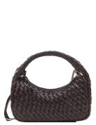 Adax Salerno Shoulder Bag Madelaine Brun