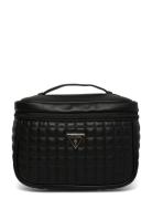 GUESS Nadira Toiletry Train Case Svart