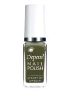 Depend Cosmetic Old New School Minilack Grön