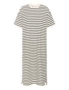 Part Two Tirapw Dr Svart