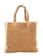 Shepherd Verona Väska Fårskinn Beige
